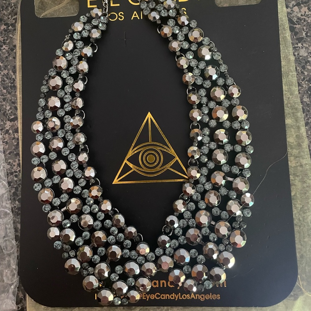 Eye candy Bib Black and Silver Necklace